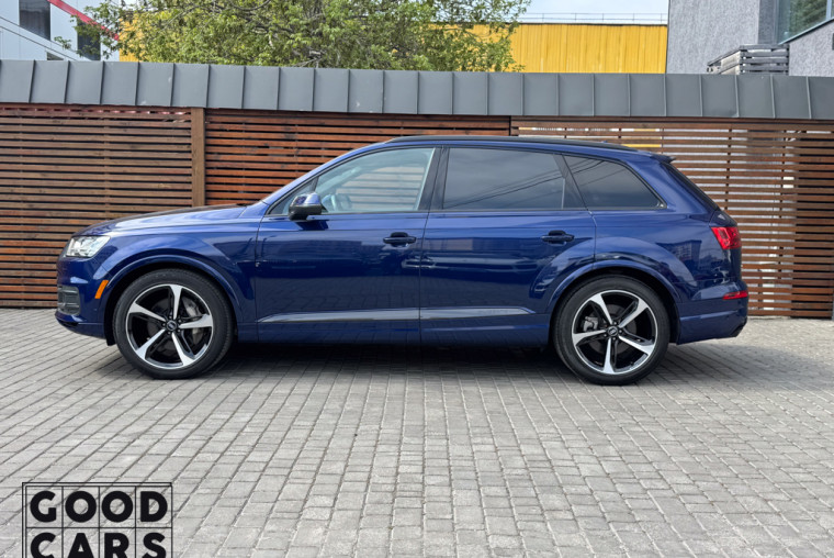 Audi Q7 - 3