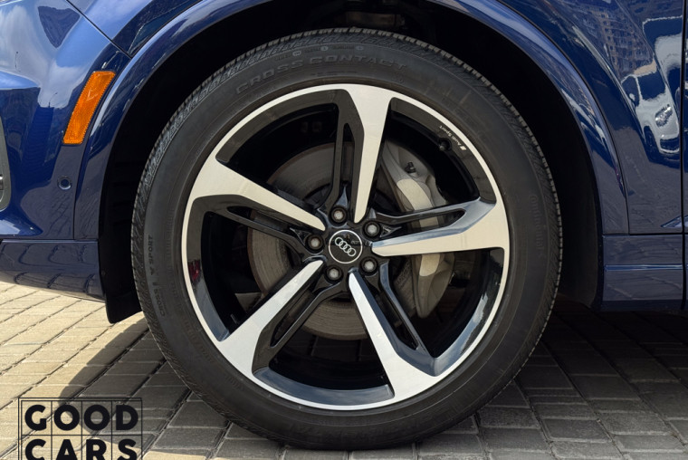 Audi Q7 - 12