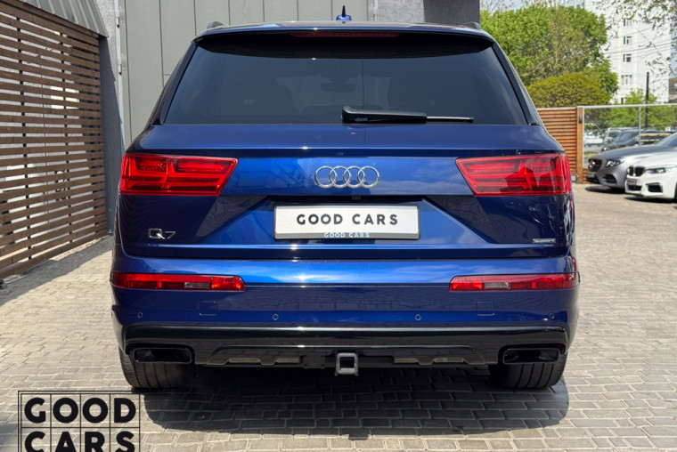 Audi Q7 - 5
