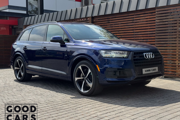 Audi Q7 - 8