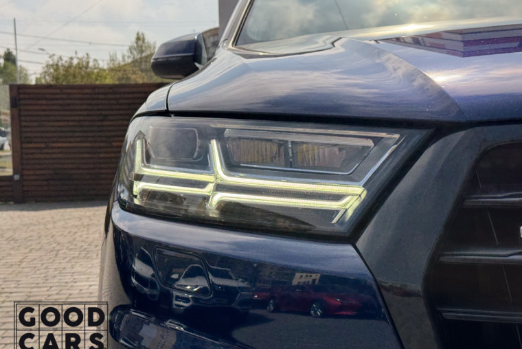 Audi Q7 - 9