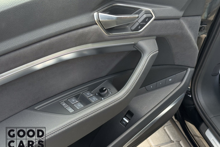 Audi Q8 e-tron - 20