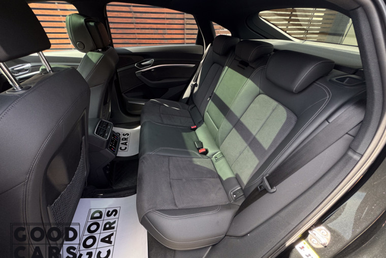Audi Q8 e-tron - 26