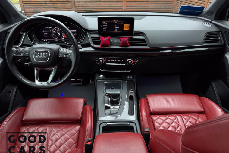 Audi SQ5 - 32