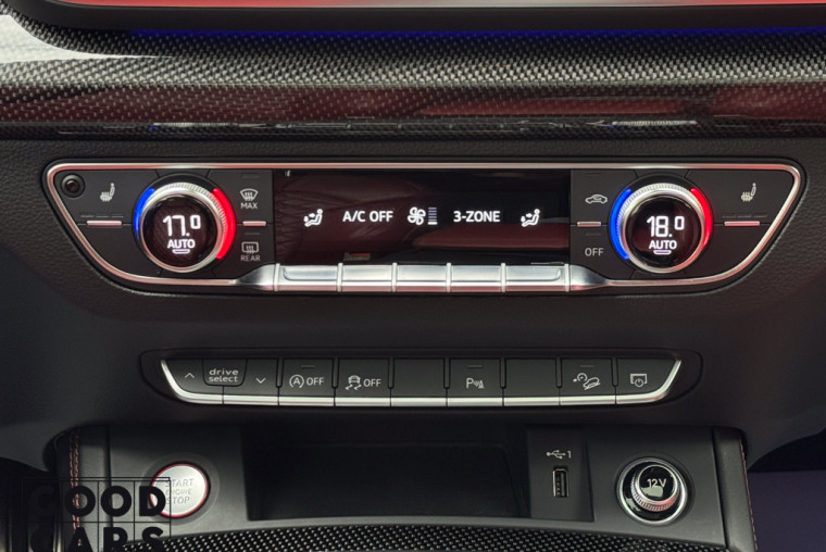 Audi SQ5 - 35