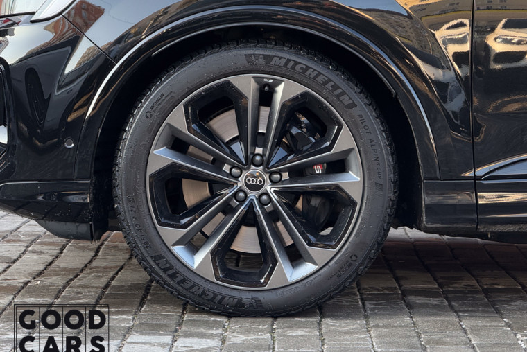 Audi SQ7 - 13