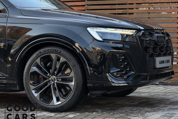 Audi SQ7 - 11