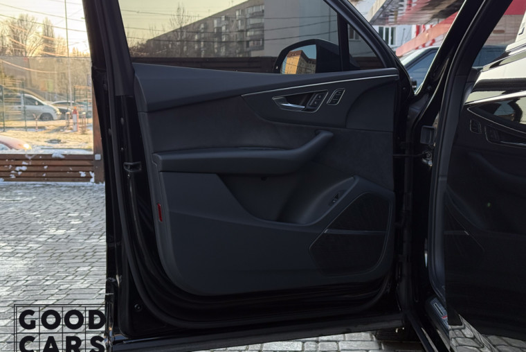 Audi SQ7 - 16