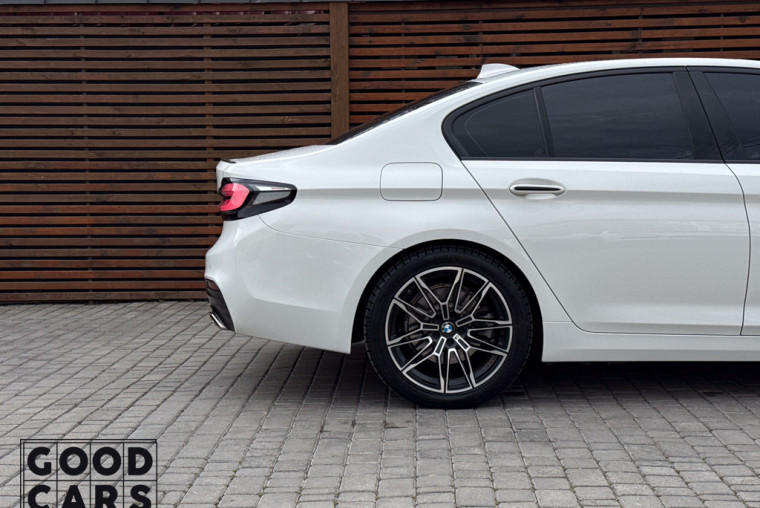 BMW 530e - 15