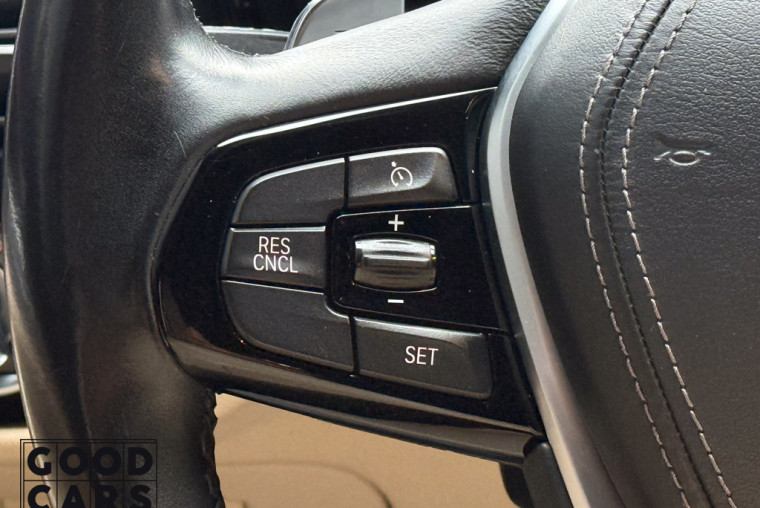 BMW 530e - 26