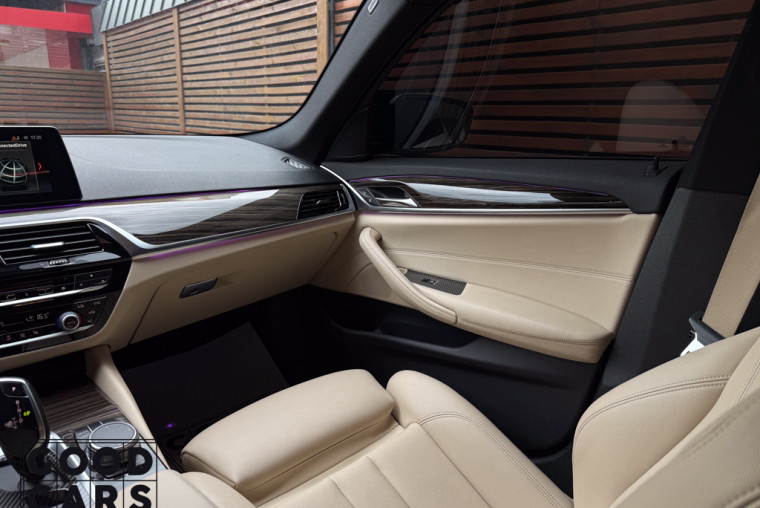 BMW 530e - 33