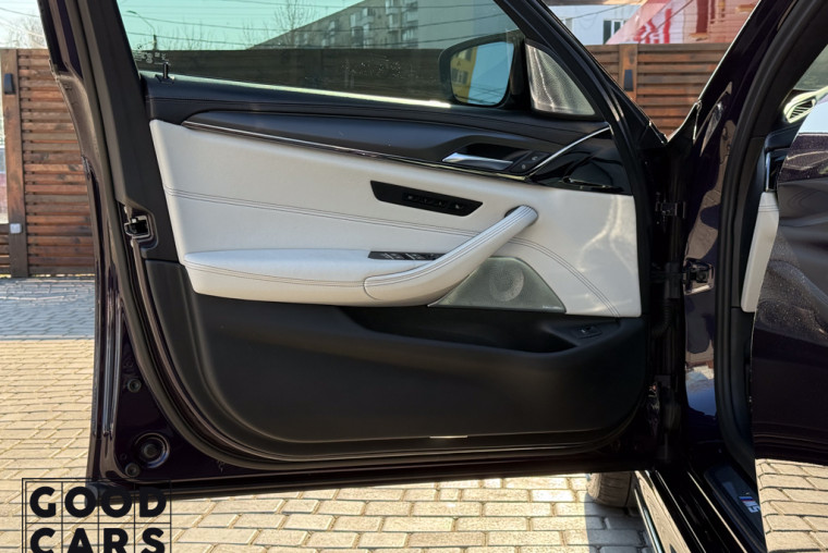 BMW M5 Competition - 17