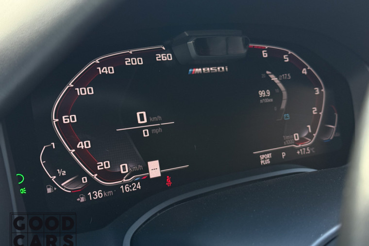BMW M850i - 30
