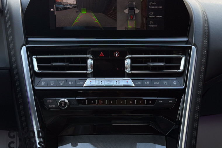 BMW M850i - 28