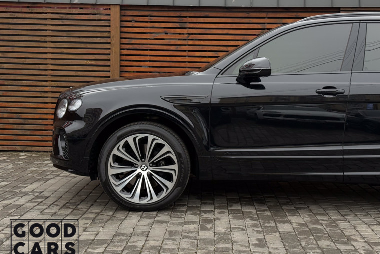 Bentley Bentayga - 14