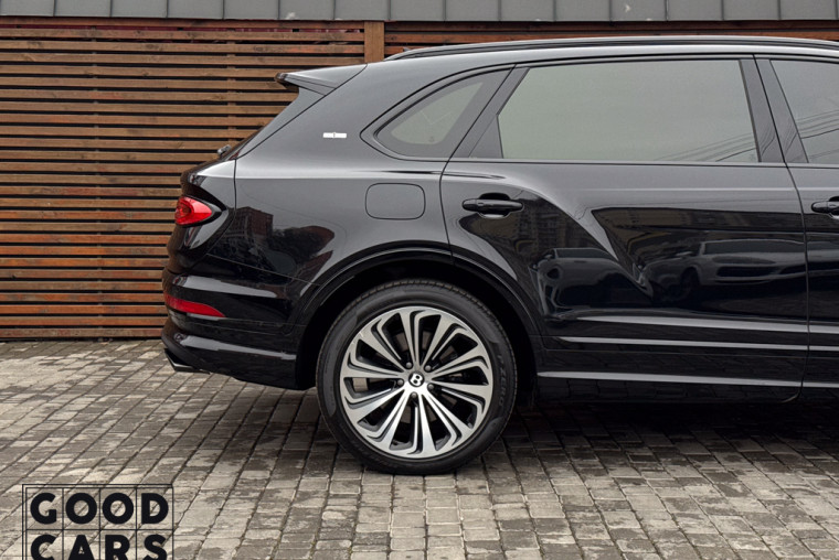 Bentley Bentayga - 16
