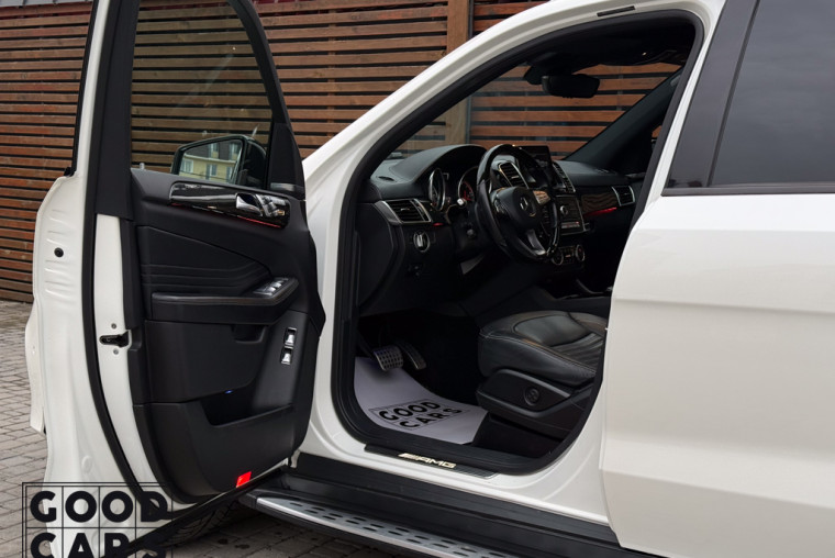 Mercedes-Benz GLE 43 AMG - 21