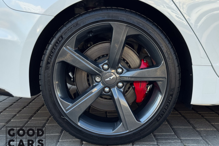 Genesis G70 - 14