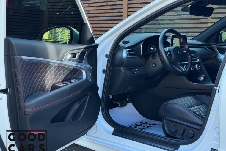 Genesis G70 - 19