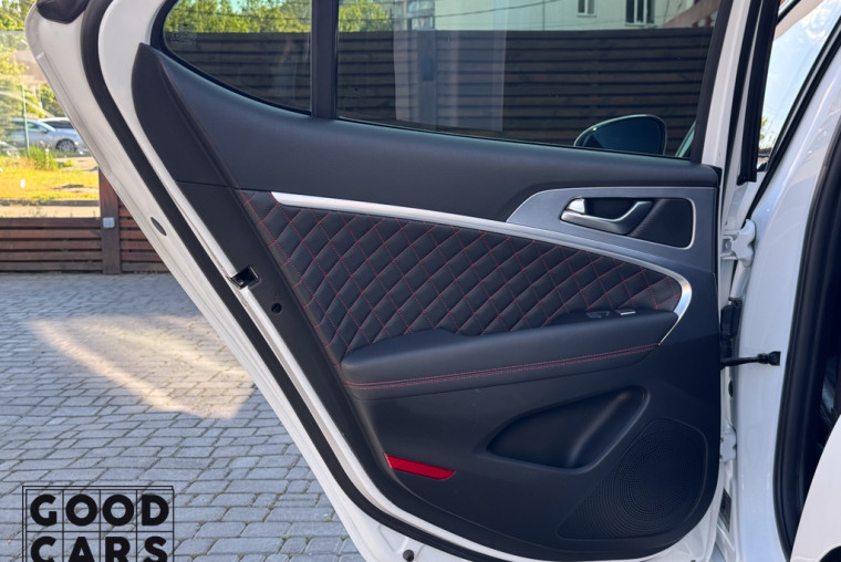 Genesis G70 - 22