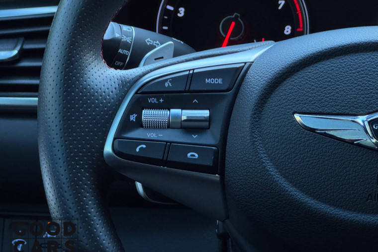 Genesis G70 - 29