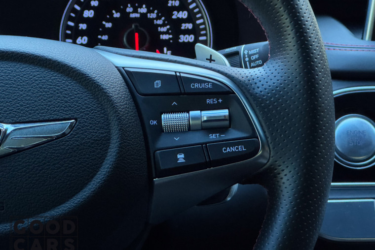 Genesis G70 - 30