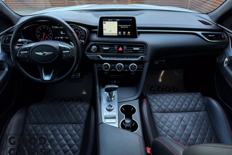 Genesis G70 - 31