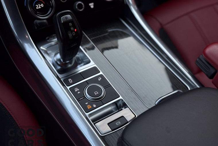 Land Rover Range Rover Sport - 31