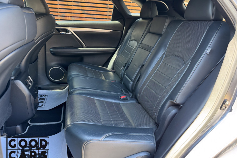 Lexus RX 450h - 25