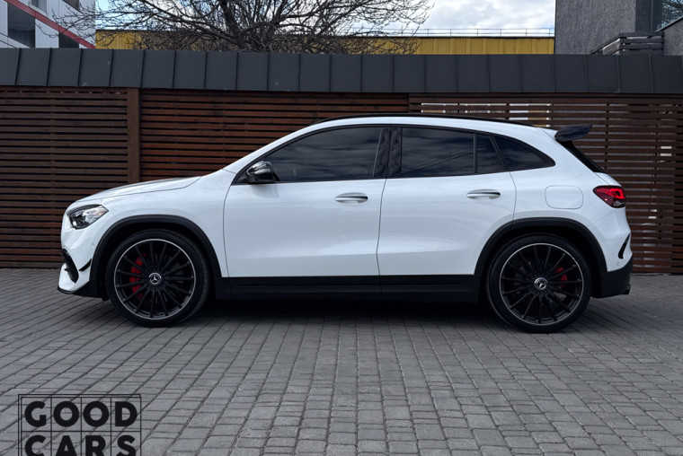 Mercedes-Benz GLA 45 AMG - 3