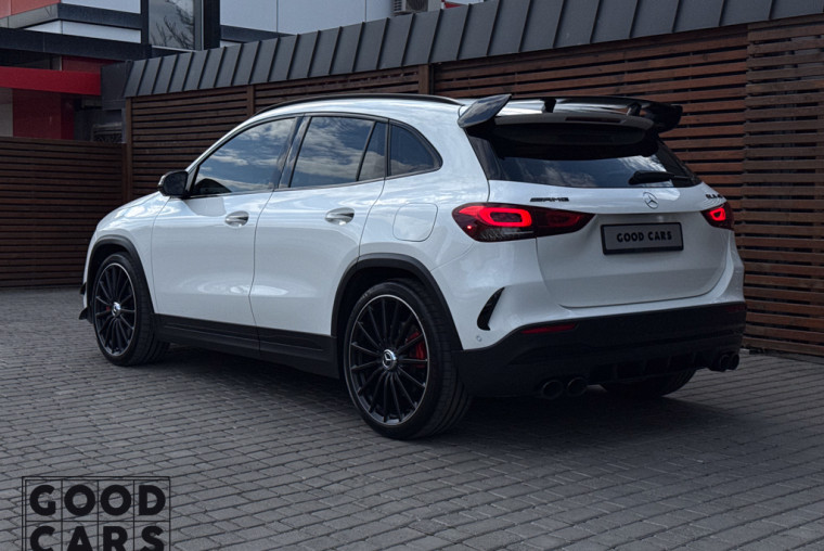 Mercedes-Benz GLA 45 AMG - 4