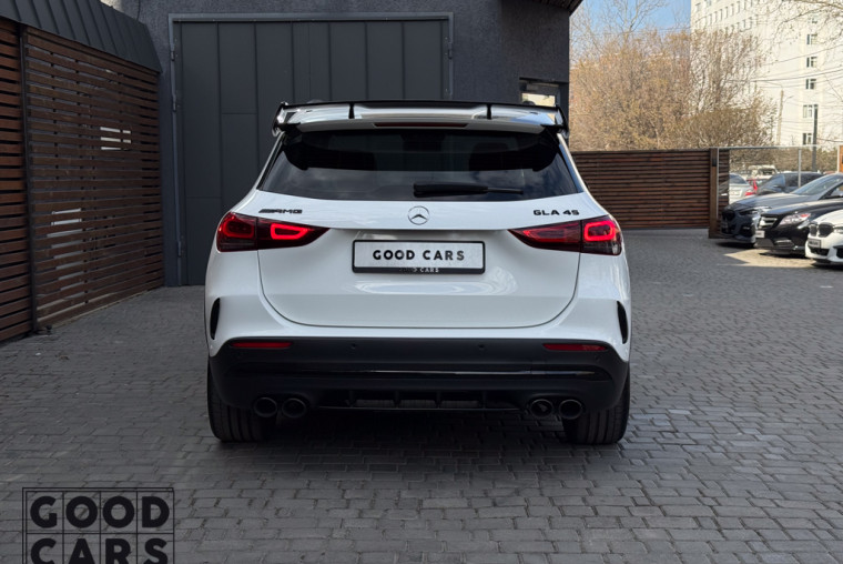 Mercedes-Benz GLA 45 AMG - 5