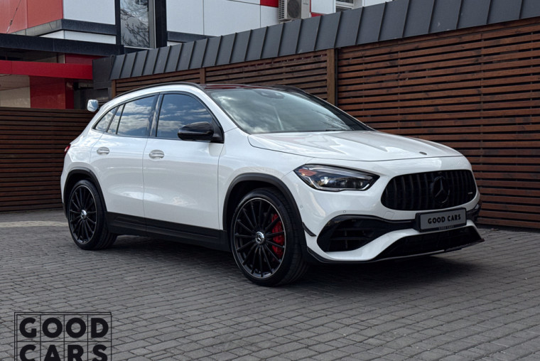 Mercedes-Benz GLA 45 AMG - 8