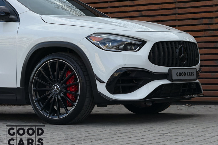 Mercedes-Benz GLA 45 AMG - 11
