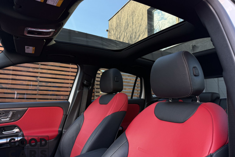 Mercedes-Benz GLA 45 AMG - 37