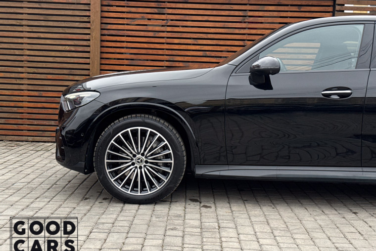 Mercedes-Benz GLC - 12