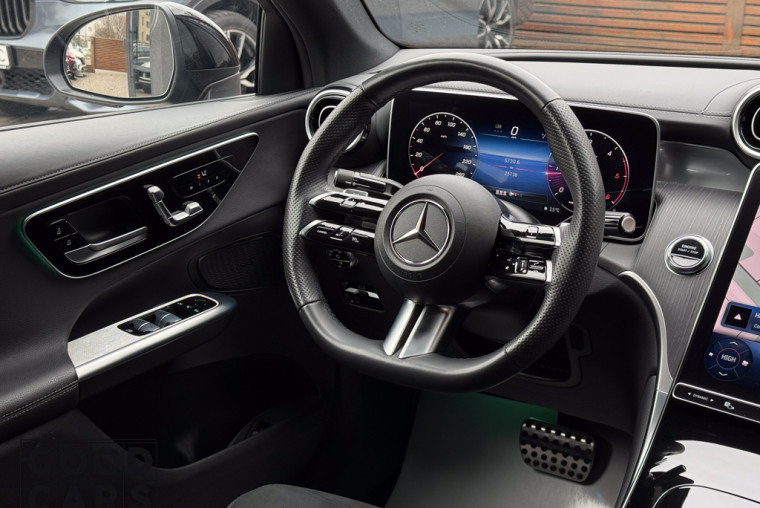 Mercedes-Benz GLC - 28
