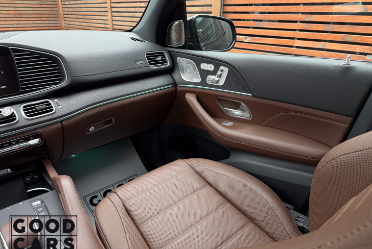 Mercedes-Benz GLS 450 - 33