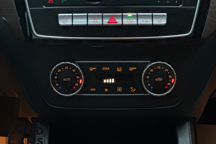 Mercedes-Benz GLS - 34