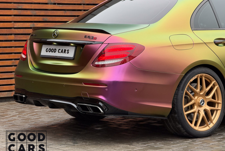 Mercedes-Benz E63s AMG - 13