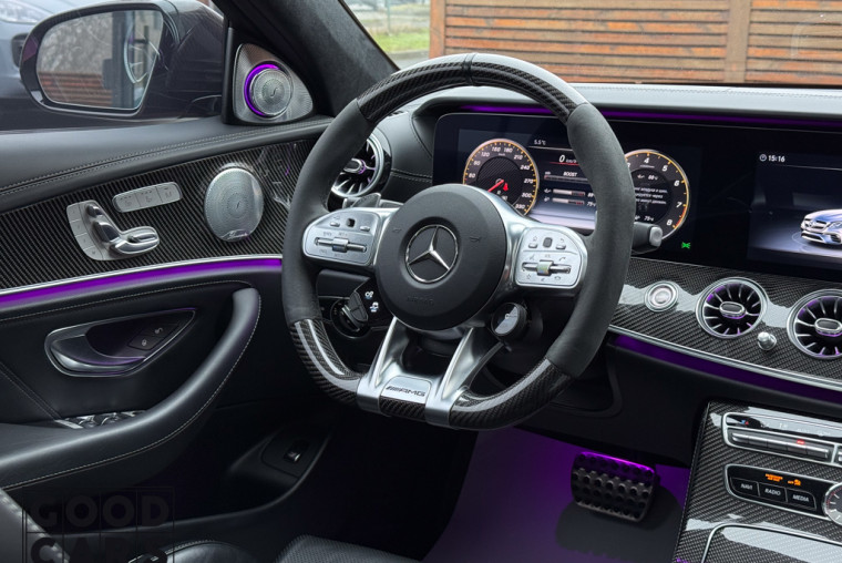 Mercedes-Benz E63s AMG - 35