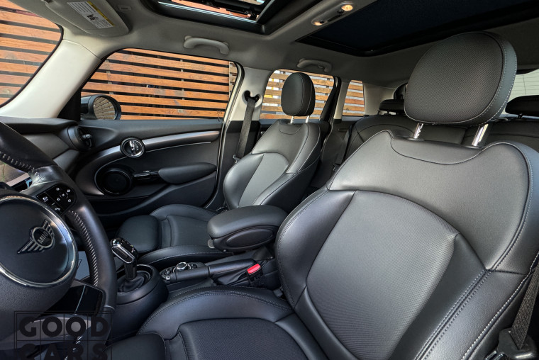 MINI John Cooper Works - 13