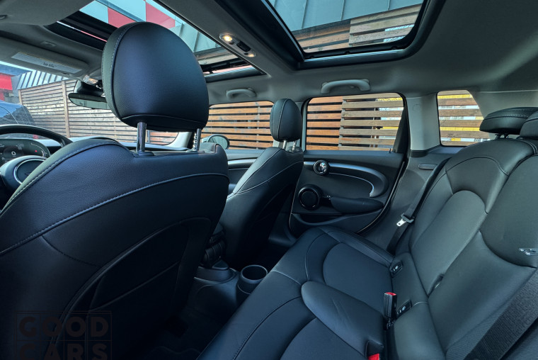 MINI John Cooper Works - 14