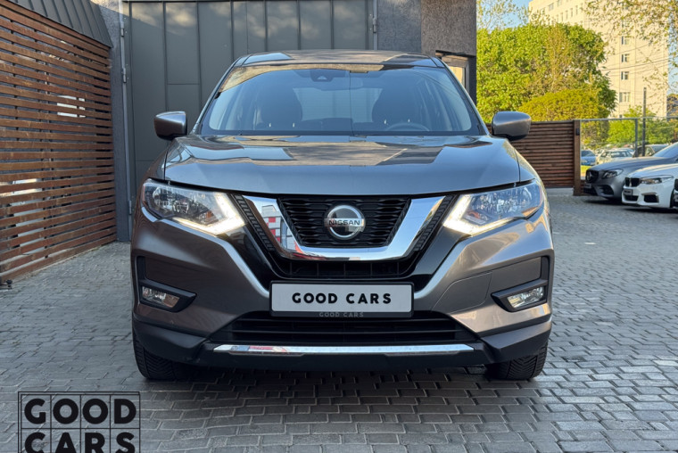 Nissan Rogue - 1