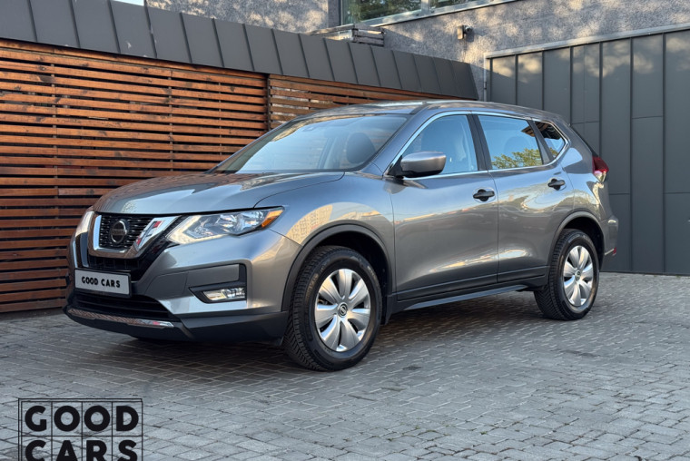Nissan Rogue - 2