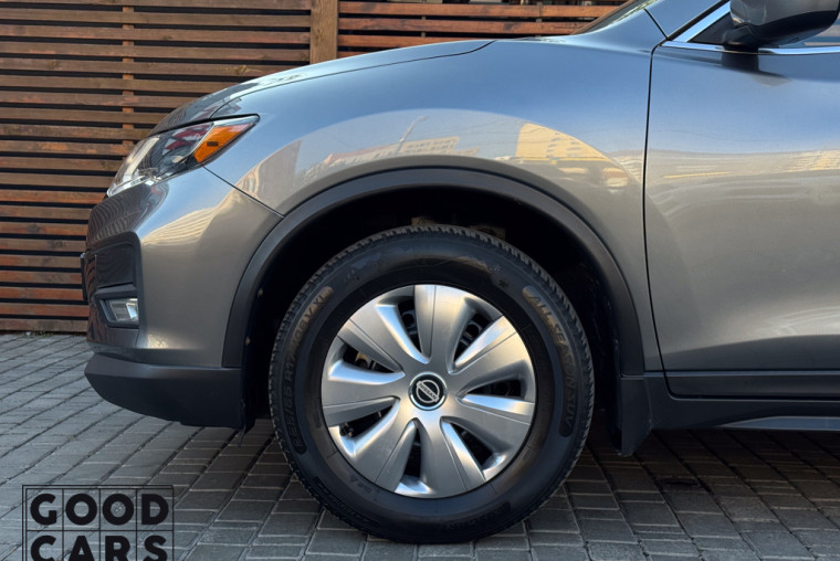 Nissan Rogue - 13