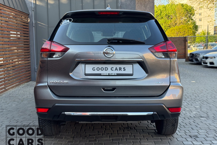 Nissan Rogue - 5