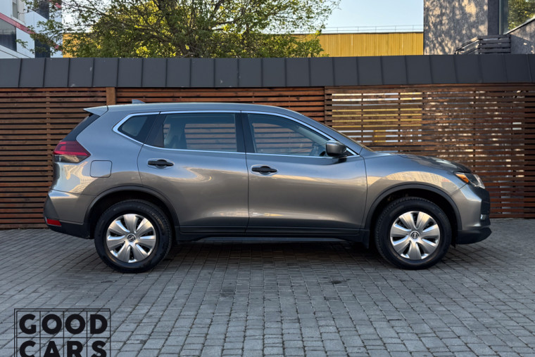 Nissan Rogue - 7