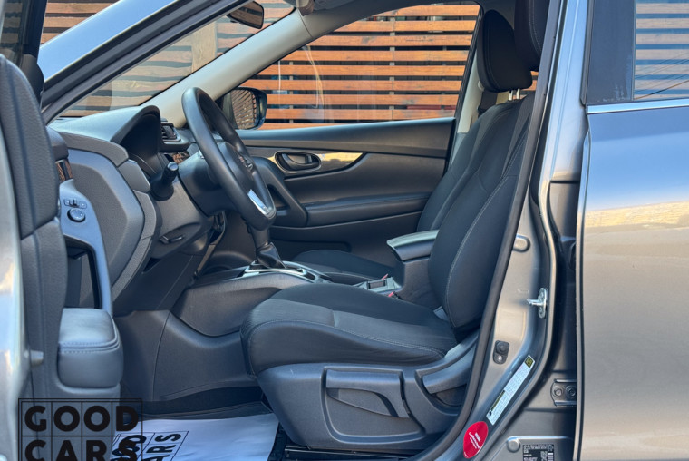 Nissan Rogue - 20