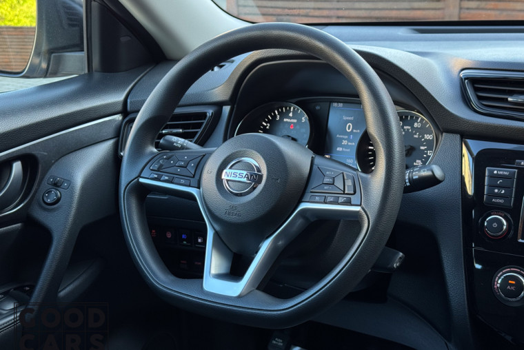 Nissan Rogue - 25